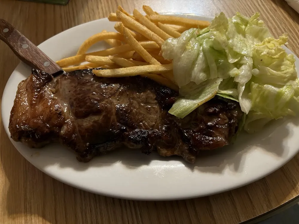 Sirloin Steak with Fries and Salad